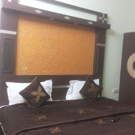 Hotel Candy Palace Jaipur Ngoại thất bức ảnh