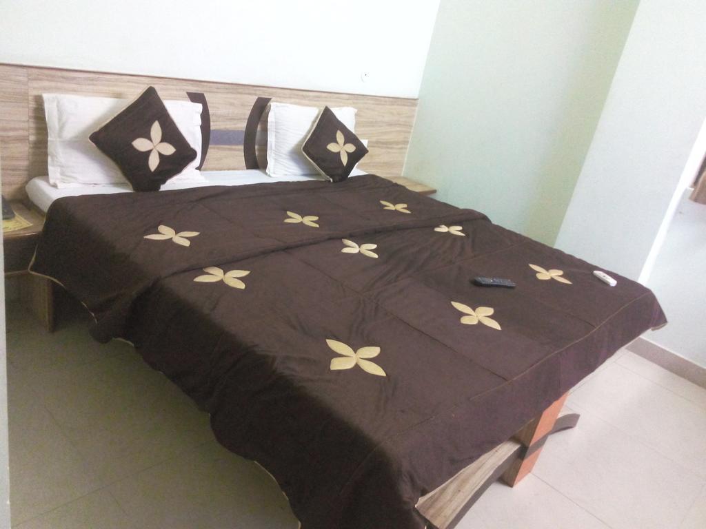 Hotel Candy Palace Jaipur Phòng bức ảnh